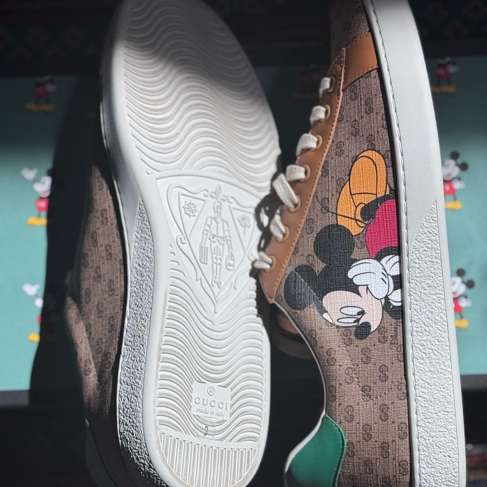 Gucci Brown Monogram Mickey Mouse Low-Top Sneakers with Green Heel - Picture 3 of 6
